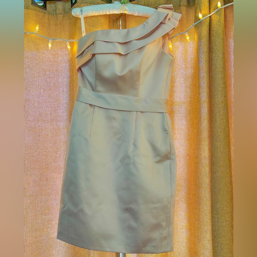 Elegant Satin Dress with Pleated Design, Size 4
